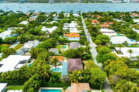 210 Merrain Road Palm Beach FL 33480