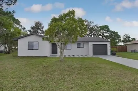 2182 SE Genoa Street Port St Lucie FL 34952