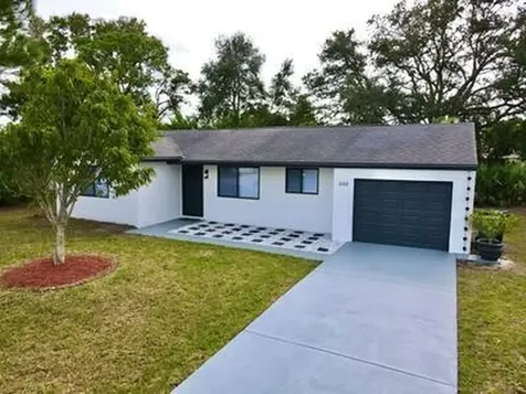 2182 SE Genoa Street Port St Lucie FL 34952