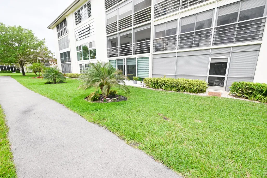 2901 Victoria Circle Coconut Creek FL 33066