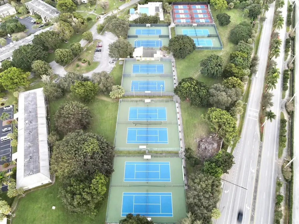 2901 Victoria Circle Coconut Creek FL 33066