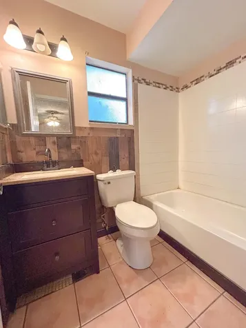 1898 SW Lofgren Avenue Port St Lucie FL 34953
