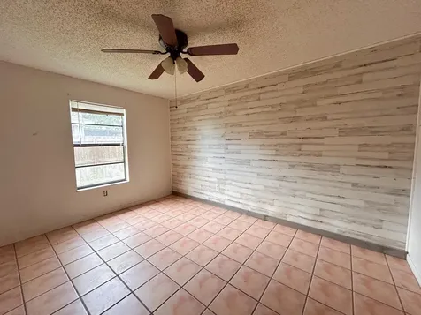 1898 SW Lofgren Avenue Port St Lucie FL 34953