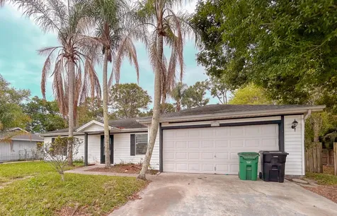 1898 SW Lofgren Avenue Port St Lucie FL 34953
