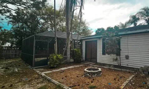 1898 SW Lofgren Avenue Port St Lucie FL 34953