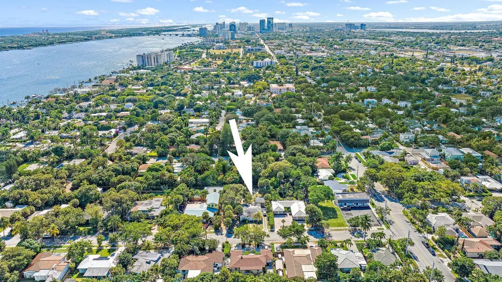 306 34th Street West Palm Beach FL 33407