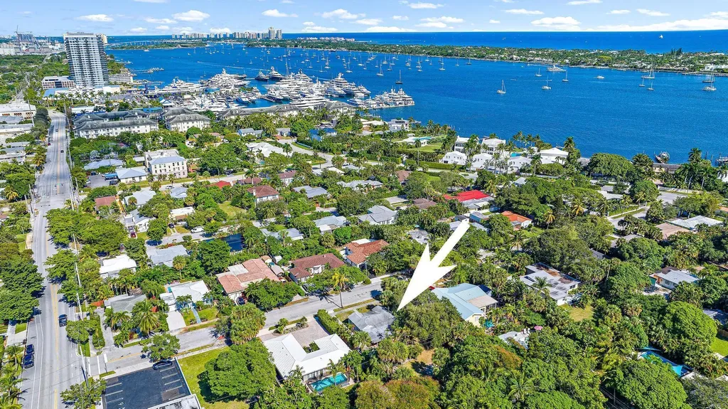 306 34th Street West Palm Beach FL 33407