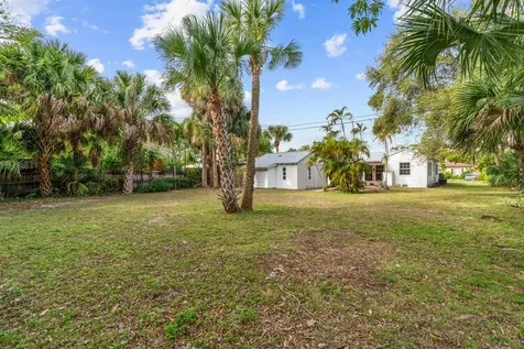 306 34th Street West Palm Beach FL 33407