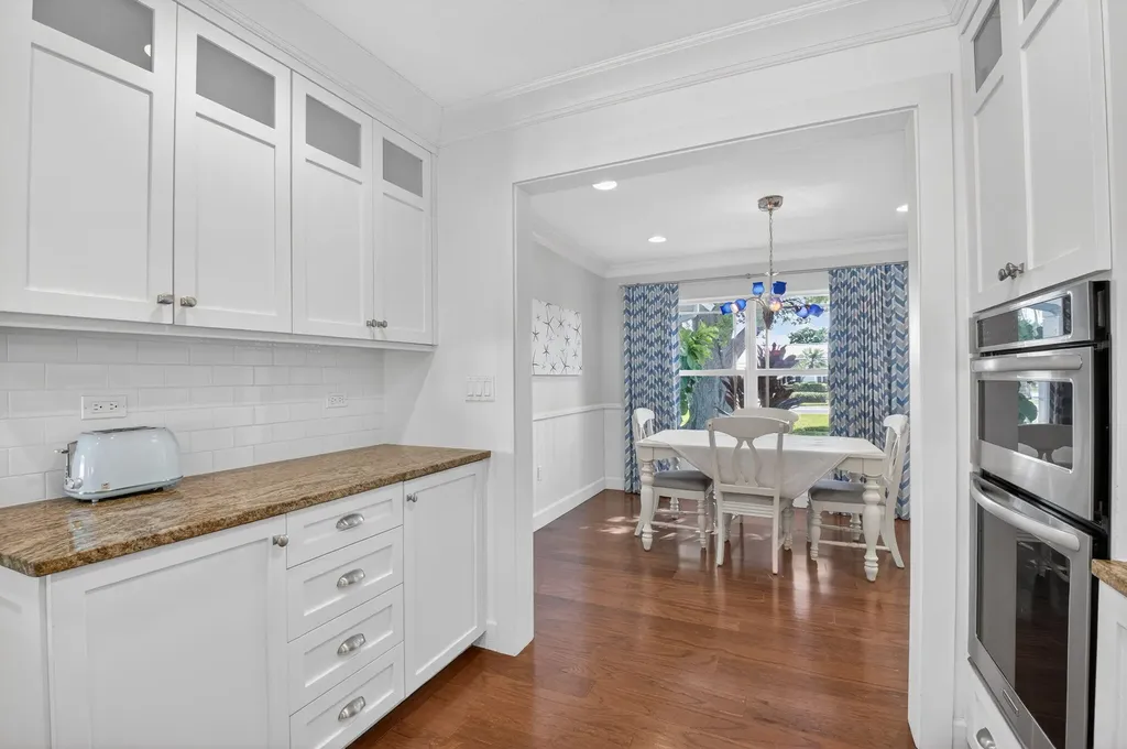 1010 SW 2nd Street Boca Raton FL 33486
