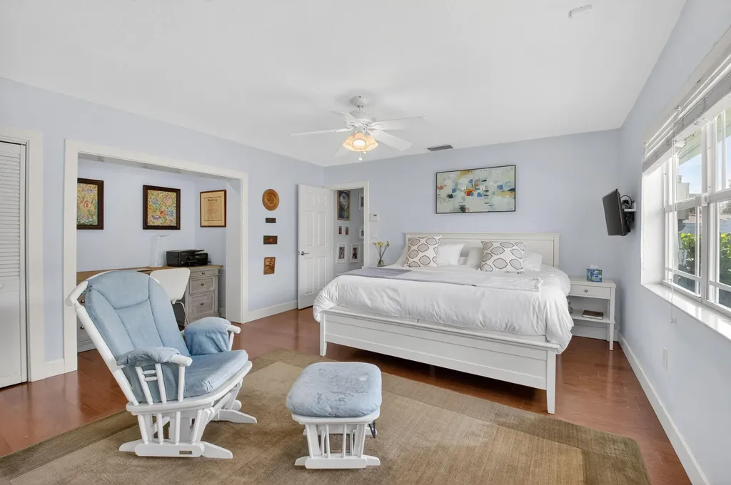 1010 SW 2nd Street Boca Raton FL 33486
