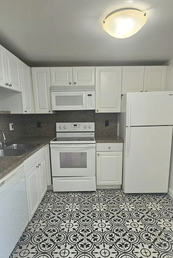 1505 Crescent Circle West Palm Beach FL 33403