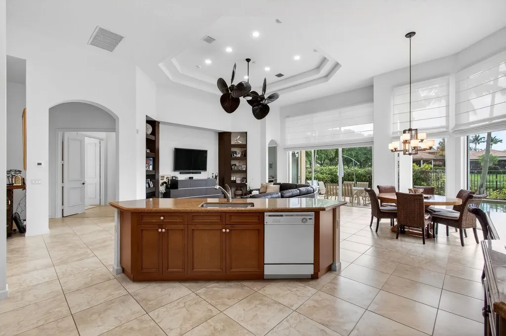 17728 Villa Club Way Boca Raton FL 33496