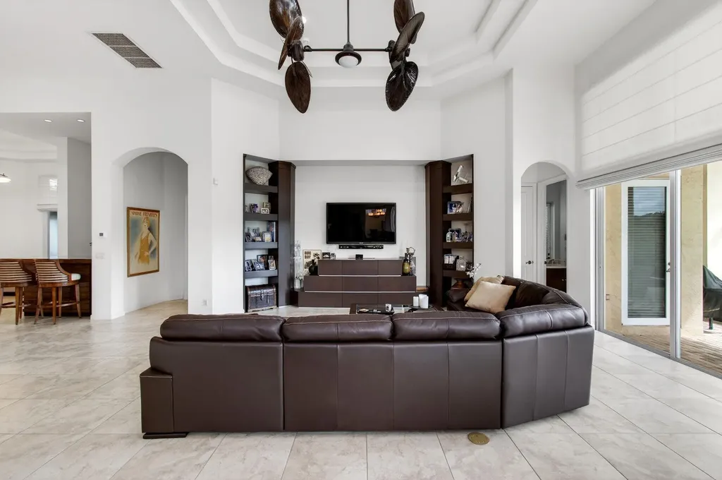17728 Villa Club Way Boca Raton FL 33496