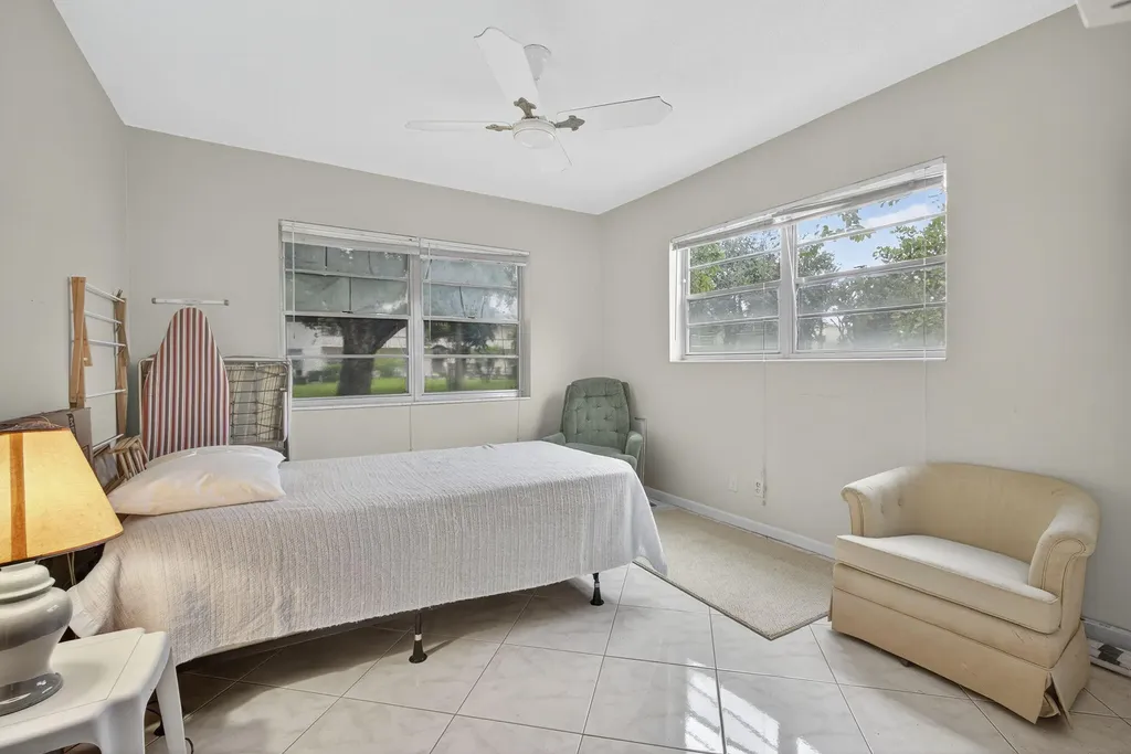 52 Norwich C West Palm Beach FL 33417
