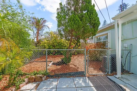 1439 W Broome Street Lantana FL 33462