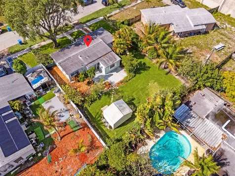 1439 W Broome Street Lantana FL 33462
