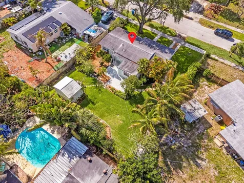 1439 W Broome Street Lantana FL 33462