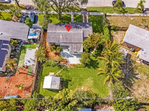 1439 W Broome Street Lantana FL 33462