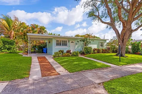 1439 W Broome Street Lantana FL 33462