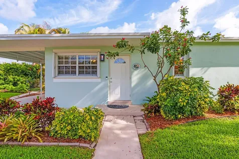 1439 W Broome Street Lantana FL 33462