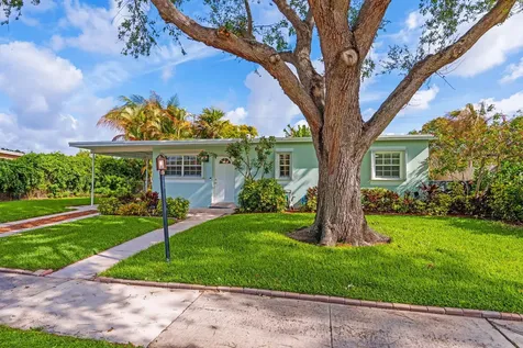 1439 W Broome Street Lantana FL 33462