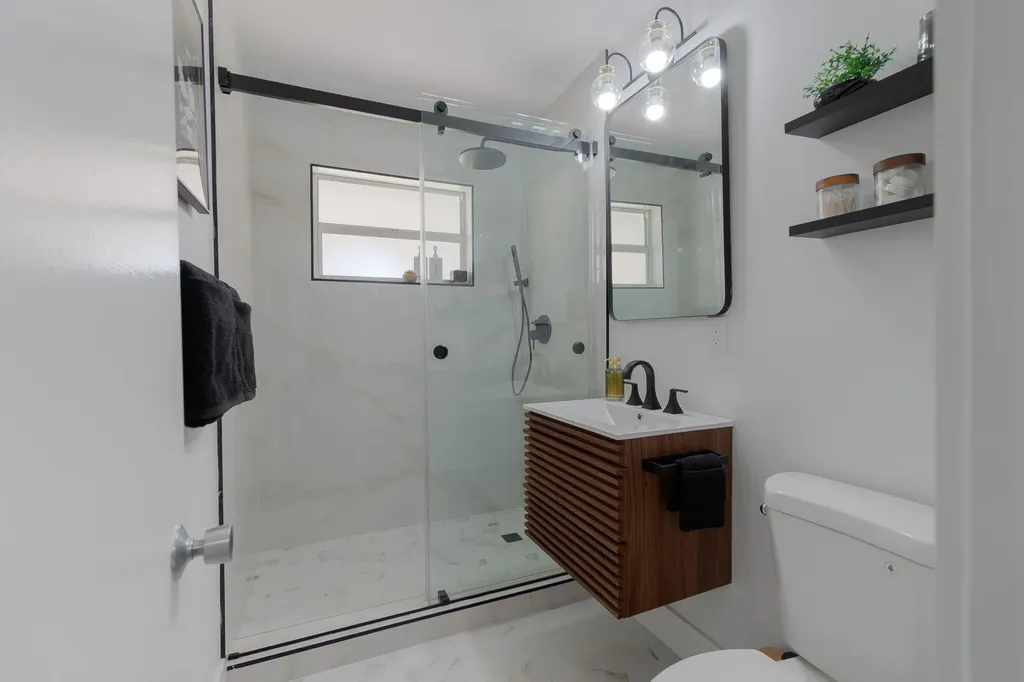 246 NE 14th Street Delray Beach FL 33444