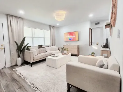 246 NE 14th Street Delray Beach FL 33444