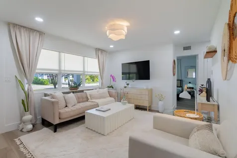 246 NE 14th Street Delray Beach FL 33444