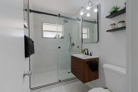 246 NE 14th Street Delray Beach FL 33444