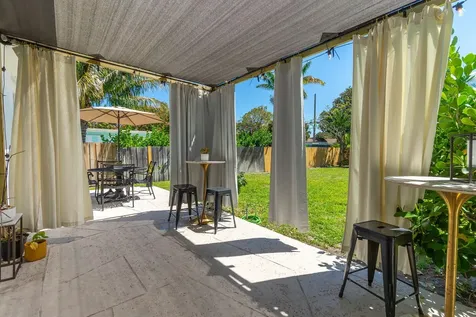 246 NE 14th Street Delray Beach FL 33444