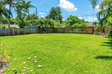 246 NE 14th Street Delray Beach FL 33444