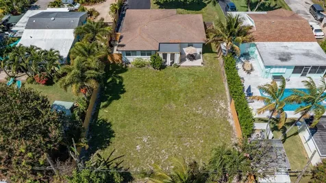 246 NE 14th Street Delray Beach FL 33444