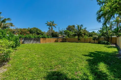 246 NE 14th Street Delray Beach FL 33444