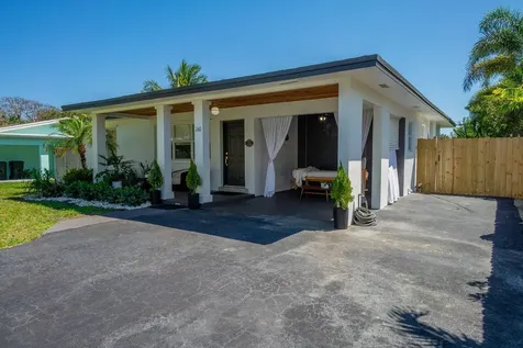 246 NE 14th Street Delray Beach FL 33444