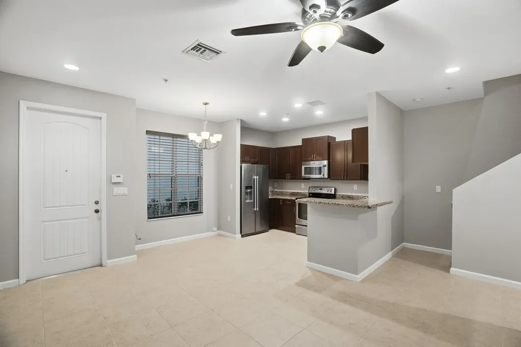 704 SW 2nd Way Pompano Beach FL 33060