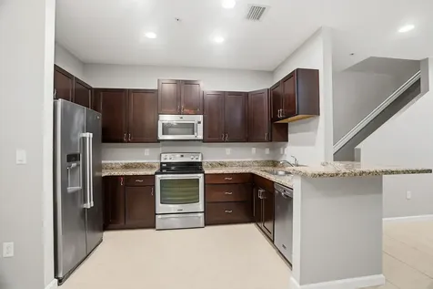 704 SW 2nd Way Pompano Beach FL 33060