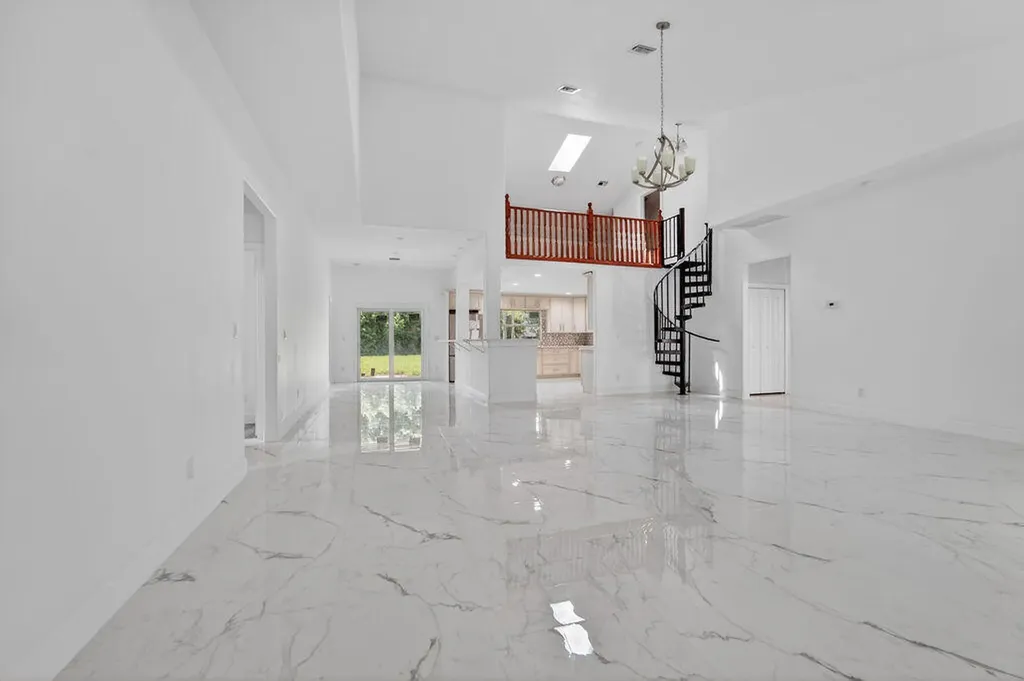 376 SW Paar Drive Port St Lucie FL 34953