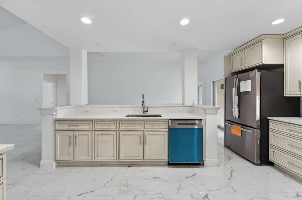 376 SW Paar Drive Port St Lucie FL 34953