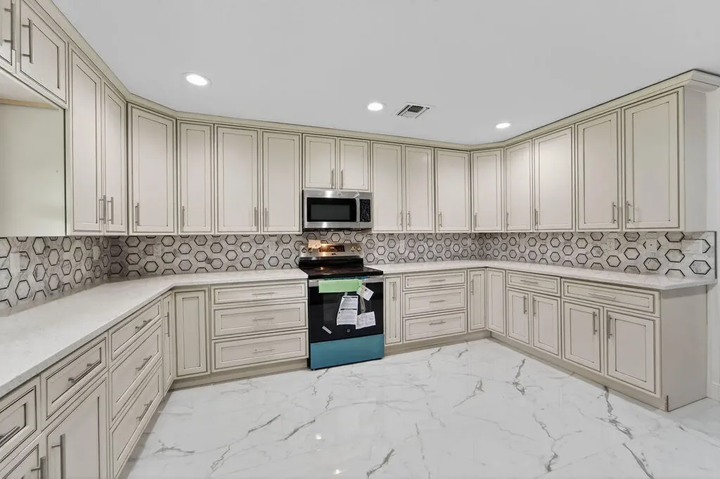 376 SW Paar Drive Port St Lucie FL 34953