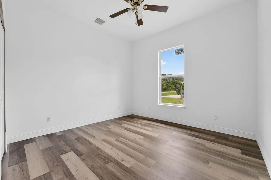 376 SW Paar Drive Port St Lucie FL 34953