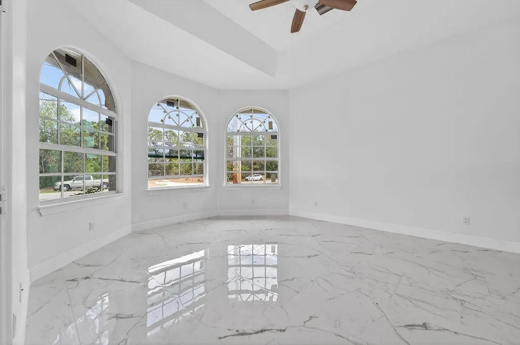 376 SW Paar Drive Port St Lucie FL 34953