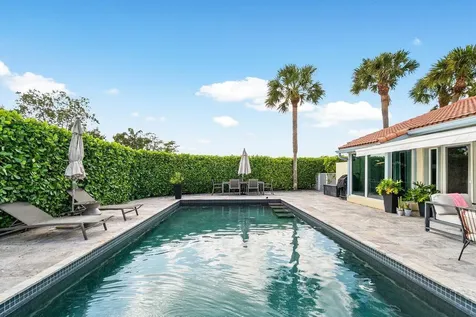 2320 Las Casitas Drive Wellington FL 33414