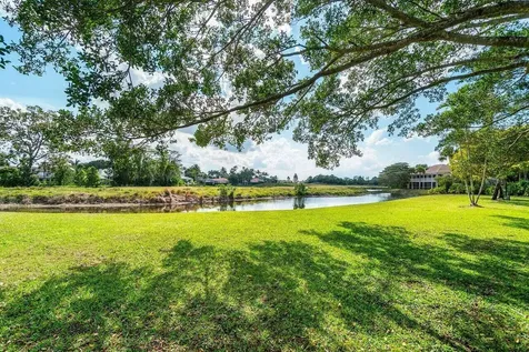 2320 Las Casitas Drive Wellington FL 33414