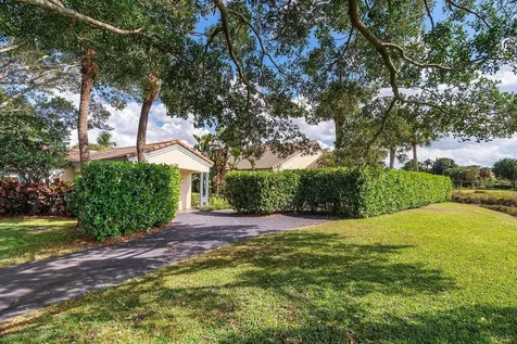 2320 Las Casitas Drive Wellington FL 33414