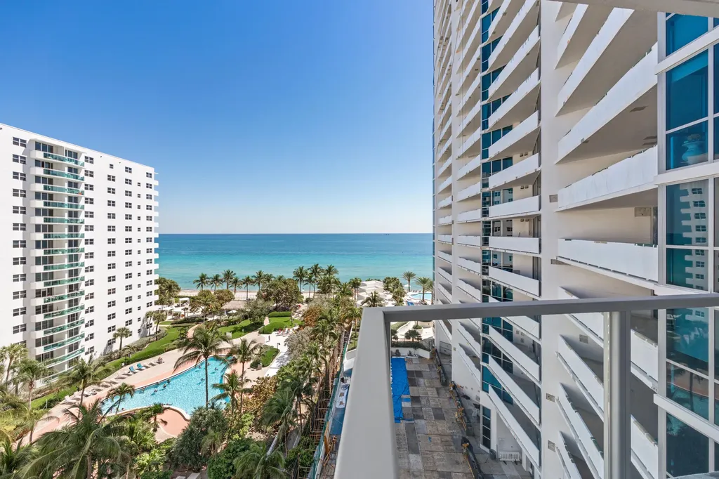 3101 S Ocean Drive Hollywood FL 33019