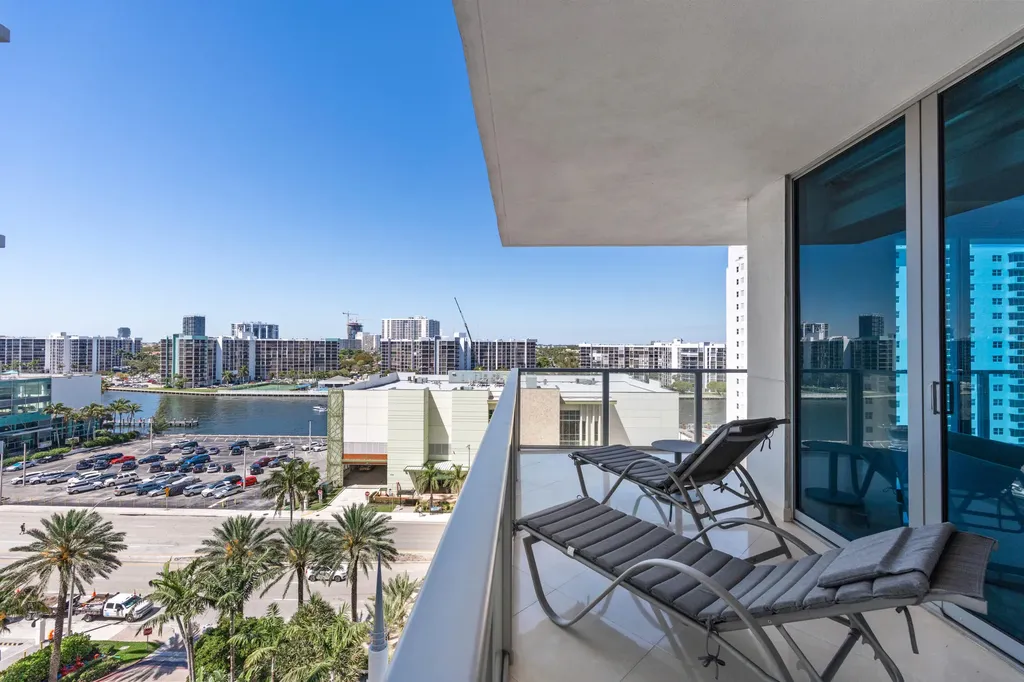 3101 S Ocean Drive Hollywood FL 33019