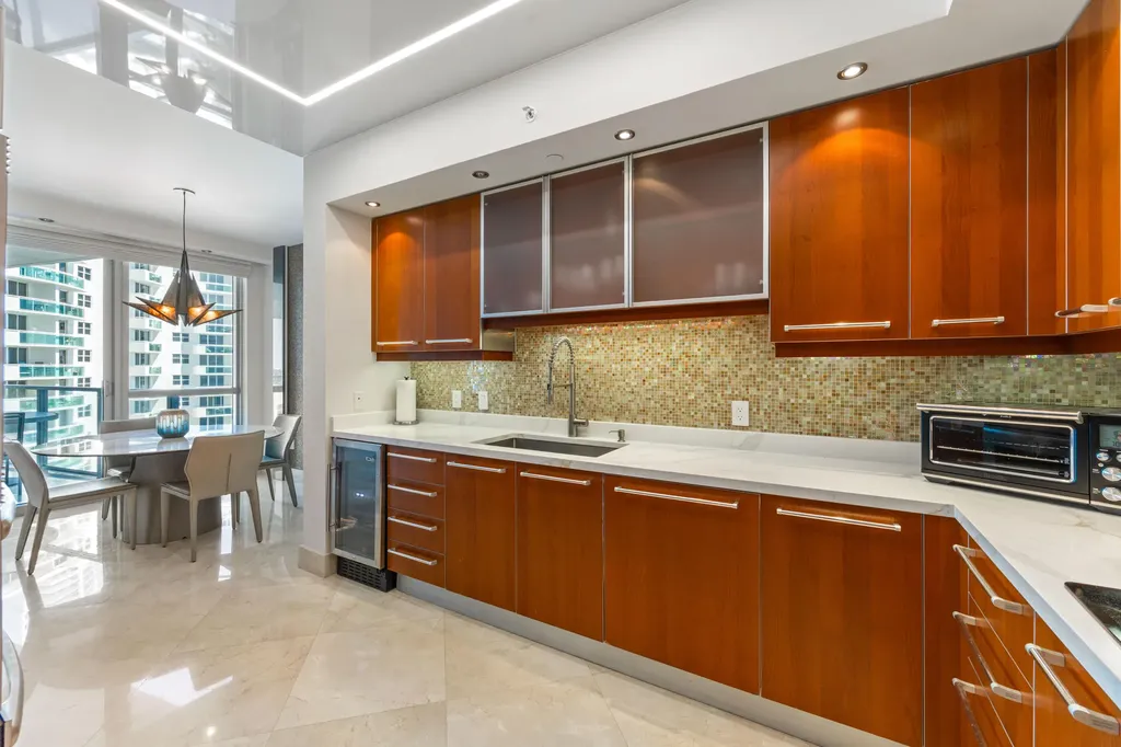 3101 S Ocean Drive Hollywood FL 33019