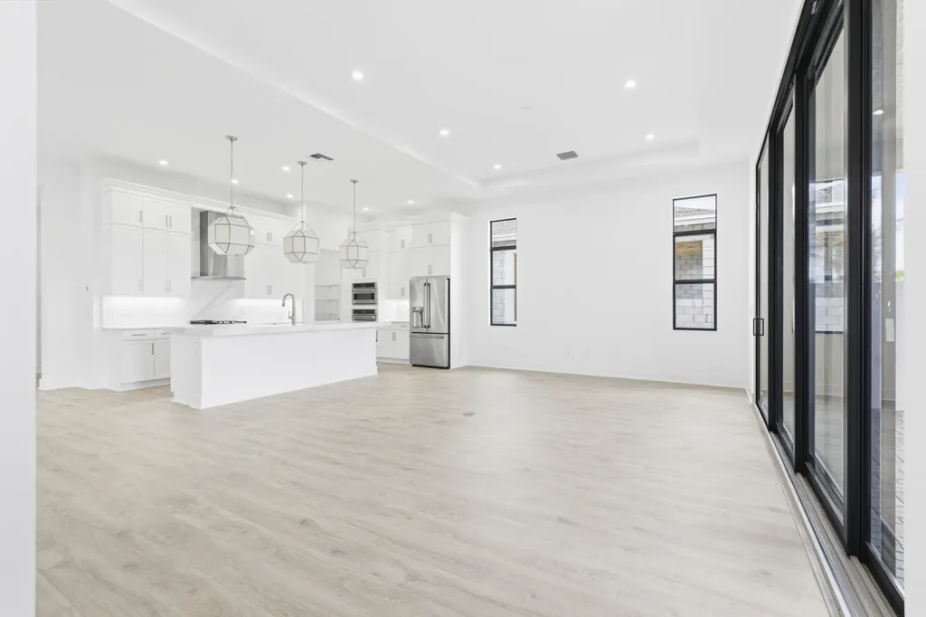 13921 Vivant Drive Palm Beach Gardens FL 33412