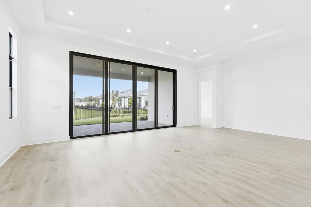 13921 Vivant Drive Palm Beach Gardens FL 33412