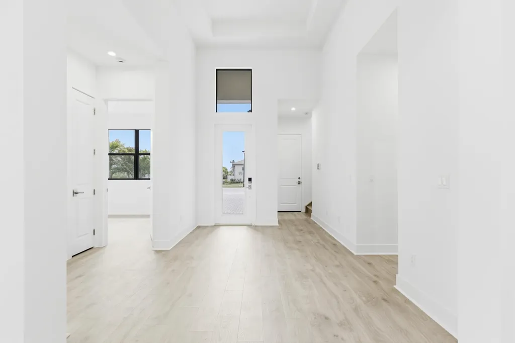 13921 Vivant Drive Palm Beach Gardens FL 33412